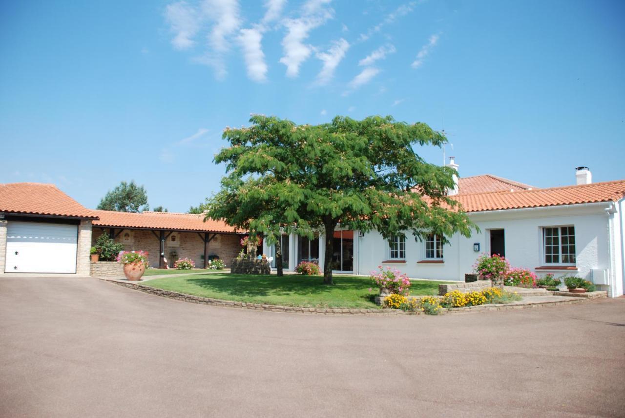 Chez Bernadou Hotel Machecoul Exterior foto